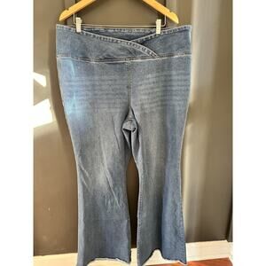 Vanilla Star Frayed Wide Leg Womens Plus Size Denim Jeans - Size 3X Medium Wash